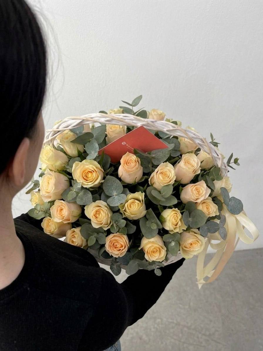 Композиция в корзине: «Радость»